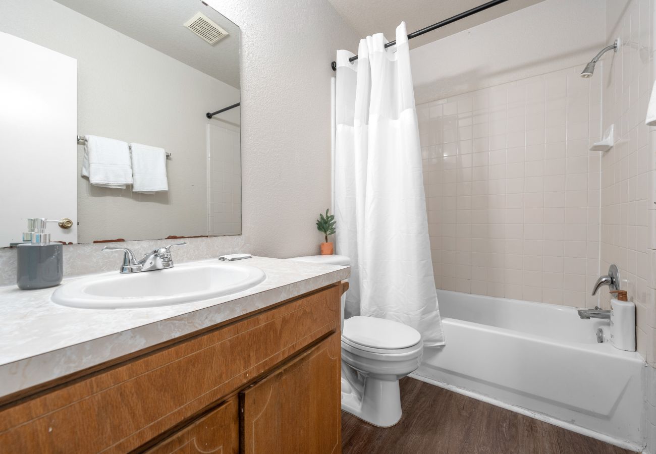 Townhouse in Killeen - The Fort Hood Inn Unit A